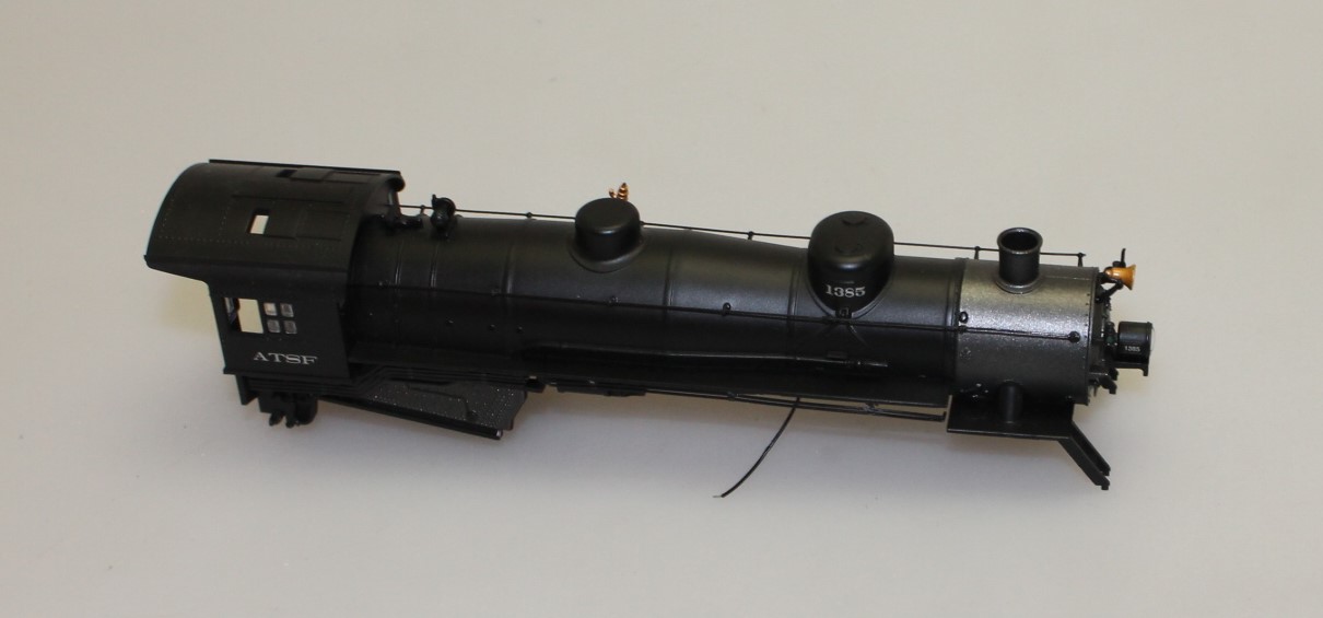 (image for) Body Shell - 2-8-2 #1385 no air tank ( HO Kit Bashing )